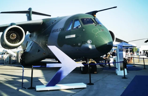 Embraer C-390 millennium durante o Dubai Airshow