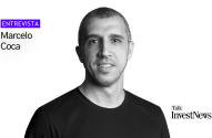 Marcelo Coca em foto para entrevista da InvestNews, com leve sorriso.
