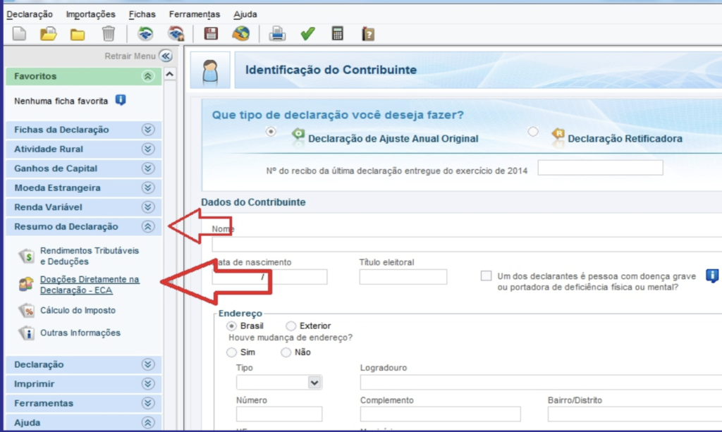 Software de declaração de IR. Setas apontam para "Resumo de Declaração" e "Doações" no menu lateral da interface.