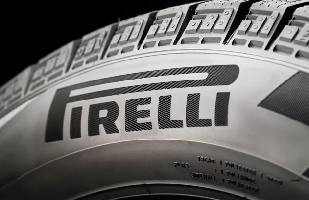Detalhe de pneu da Pirelli