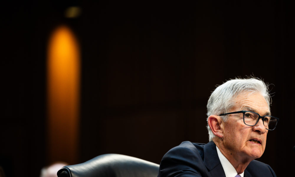 Powell ainda não está pronto para dizer que a inflação nos EUA está caindo de forma sustentável