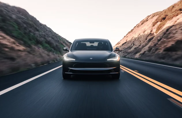 Imagem de campanha do Model 3, veículo fabricado pela Tesla