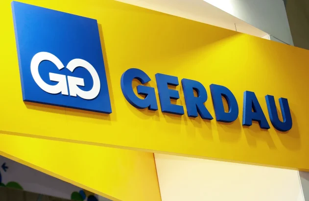 Letreiro com logomarca da Gerdau