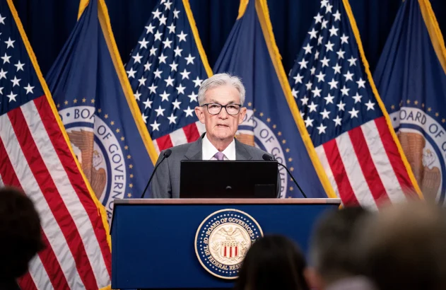 WASHINGTON, DC - 31 DE JULHO: O presidente do Federal Reserve, Jerome Powell, discursa em uma entrevista coletiva após uma reunião do Comitê Federal de Mercado Aberto no Edifício William McChesney Martin Jr. do Conselho do Federal Reserve em 31 de julho de 2024 em Washington, DC.