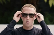 Mark Zuckerberg durante o lançamento do Ray-Ban Meta Smart Glass.