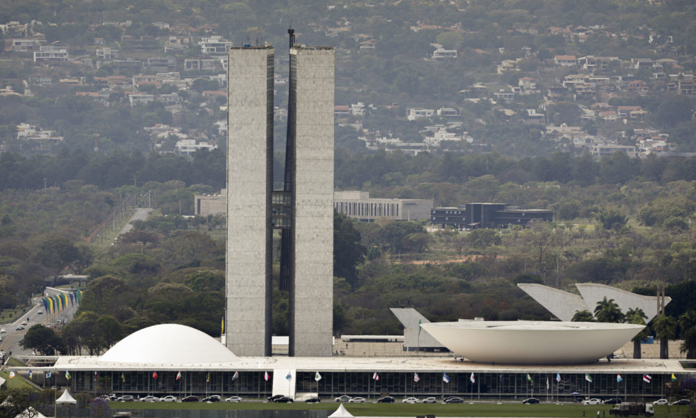Inadimplência de empresas no Brasil bate recorde e chega a 7,3 milhões, informa Serasa