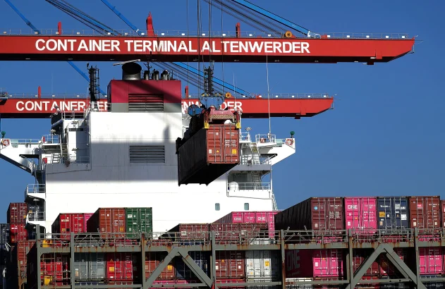 Navio de conteineres