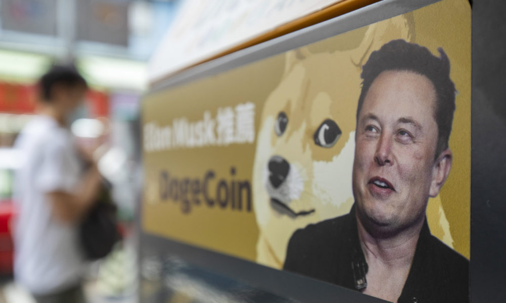 Bitcoin renova fôlego e ultrapassa US$ 90 mil; Dogecoin engata alta com indicação de Musk