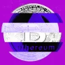 Imagem digital de uma moeda estilizada com elementos de Bitcoin e Ethereum, sobre um fundo roxo vibrante, com detalhes de tecnologia blockchain e efeito glitch.