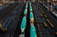 Fuselagens do Boeing 737 Max em vagões em Seattle, Washington