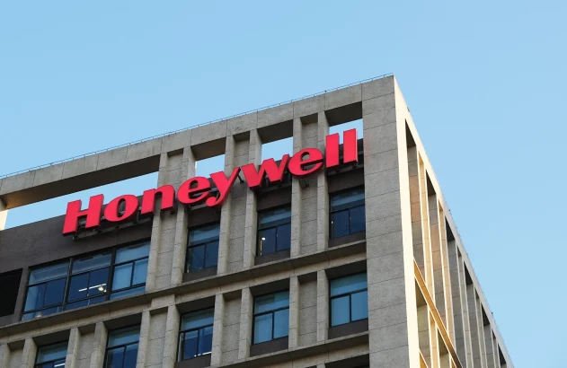 detalhe de fachada da Honeywell