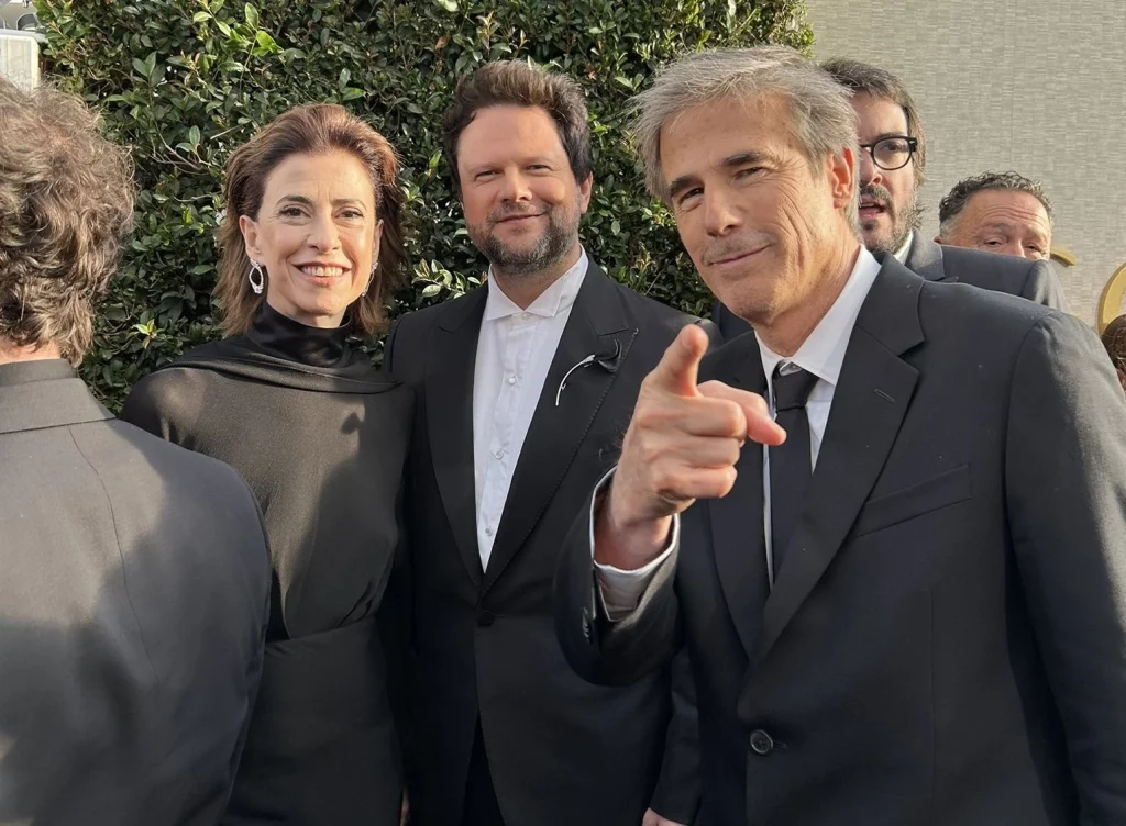 Fernanda Torres, Selton Mello e Walter Salles, no Globo de Ouro 2025