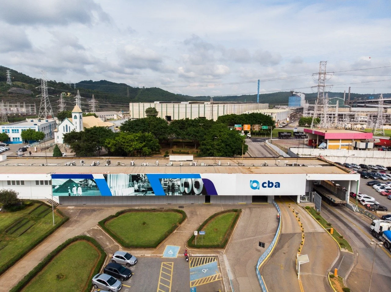 Fábrica da Companhia Brasileira de Alumínio (CBA) no interior de São Paulo