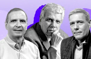 Três homens em preto e branco posam para retratos sobre um fundo roxo. Um homem de terno está no centro.