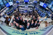 Diretoria da JBS toca o sino da NYSE, a Bolsa de Nova York