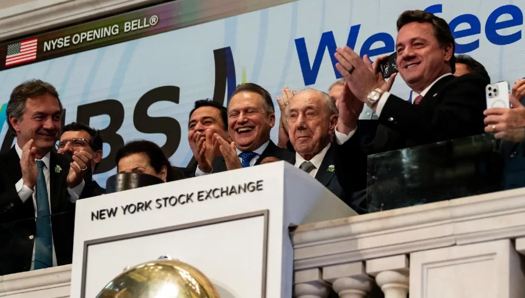Família Batista e diretoria da JBS tocam o sino da Bolsa de Nova York 