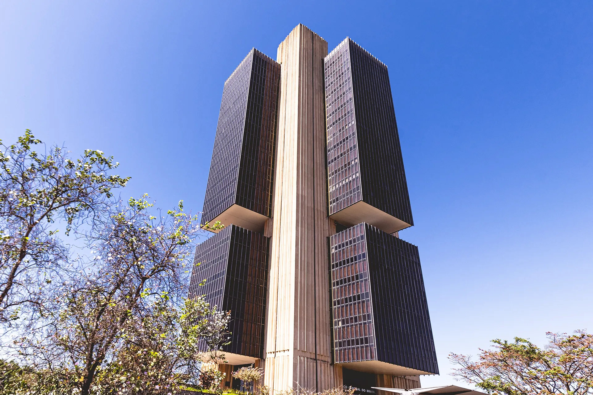 Prédio do Banco Central em Brasília para ilustrar conteúdo sobre meta de inflação