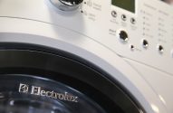 Imagem da porta de uma lavadoura Electrolux branca