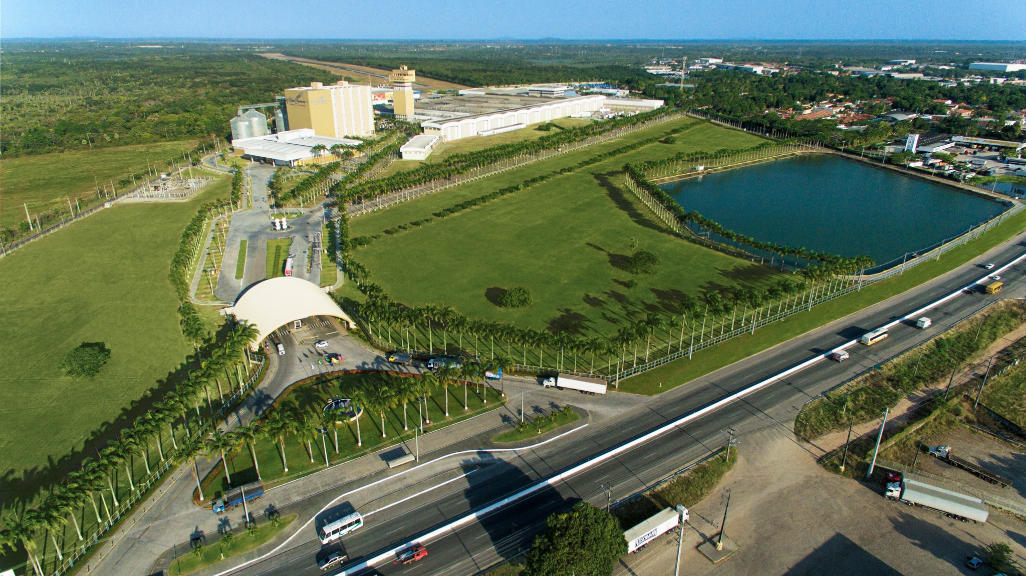 Imagem aérea de unidade da M.Dias Branco