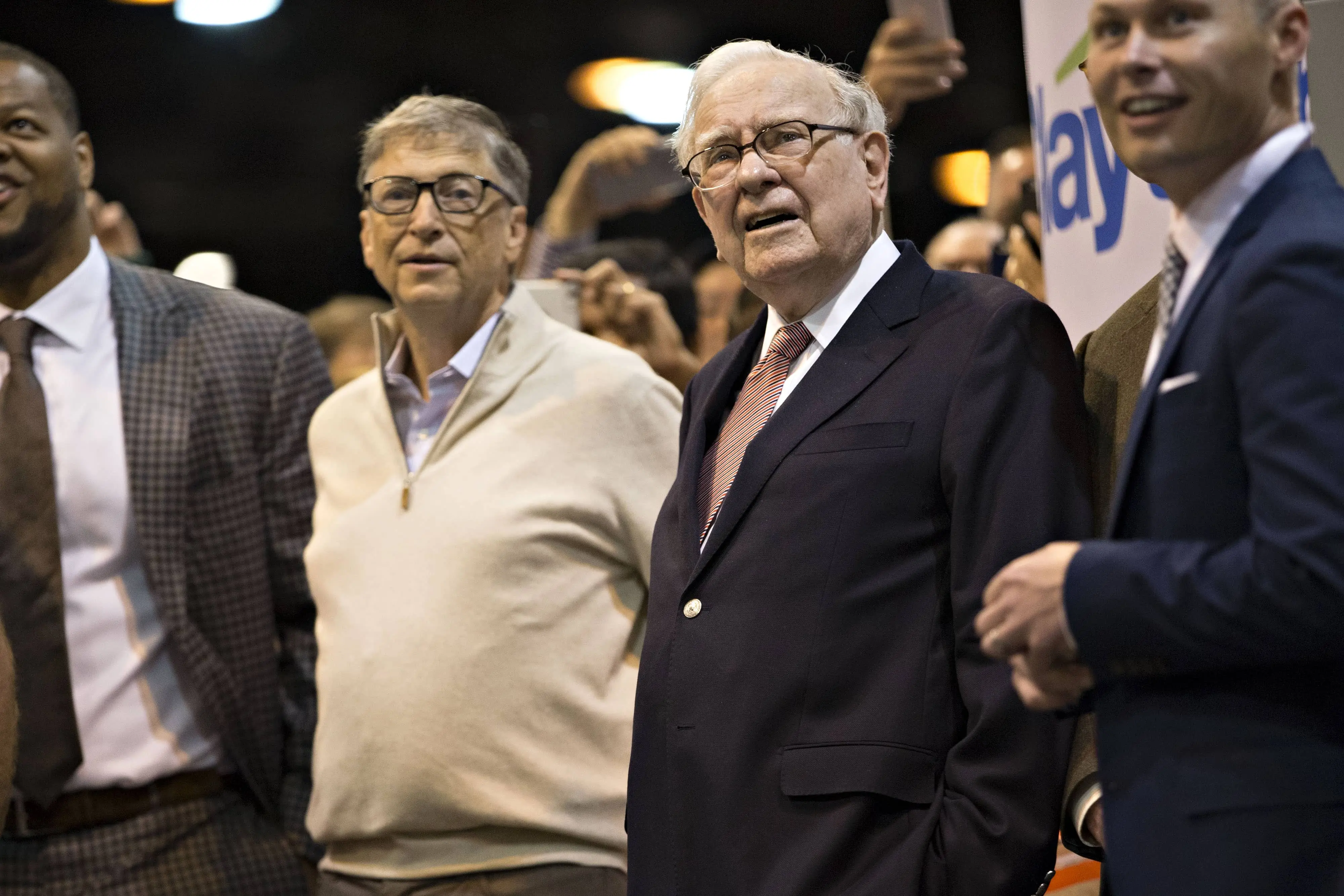 Os bilionários Bill Gates e Warren Buffett