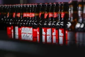 Garrafas de Budweiser, marca da AB InBev, dona da Ambev