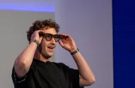 Durante o Meta Connect, Mark Zuckerberg se esforçou para mostrar as funcionalidades do Meta Ray-Ban Display, mas os contratempos dominaram o evento