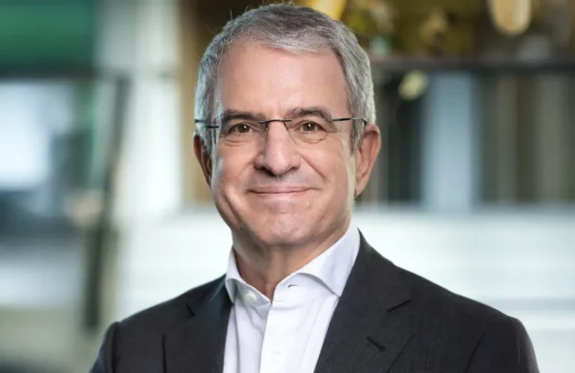 CEO da Nestlé demitido por manter romance secreto com subordinada
