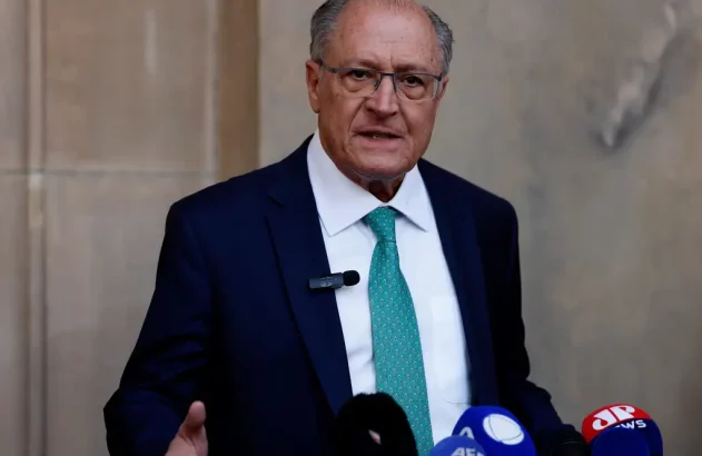 O vice-presidente Geraldo Alckmin durante reunião informal dos chanceleres do Mercosul e assinatura do Acordo de Livre Comércio Mercosul-EFTA, no Palácio do Itamaraty (Foto: Tânia Rêgo/Agência Brasil)