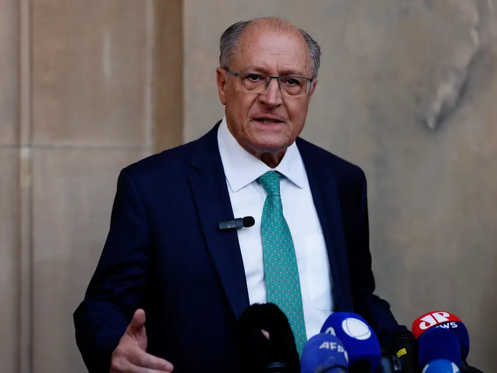 O vice-presidente Geraldo Alckmin durante reunião informal dos chanceleres do Mercosul e assinatura do Acordo de Livre Comércio Mercosul-EFTA, no Palácio do Itamaraty (Foto: Tânia Rêgo/Agência Brasil)