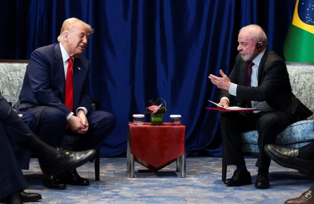 Lula e Trump em reunião