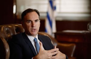 O presidente do Banco Central do Uruguai, Guillermo Tolosa, na sede do banco em Montevidéu