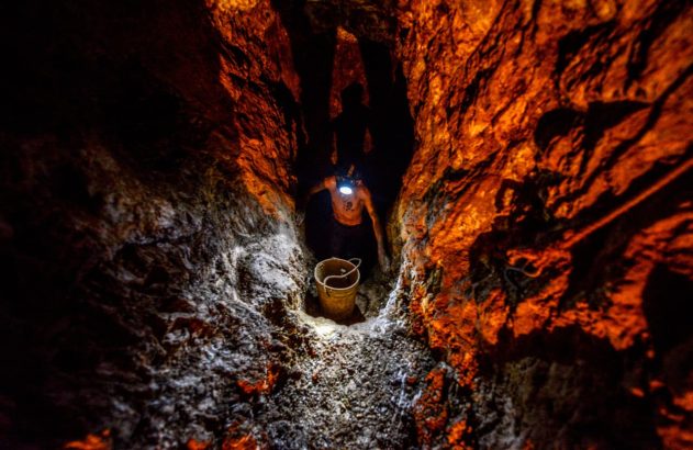 Exploração de minéri