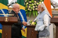Lula e Narendra Modi, primeiro-ministro da Índia, assinam acordo comercial sobre terras raras