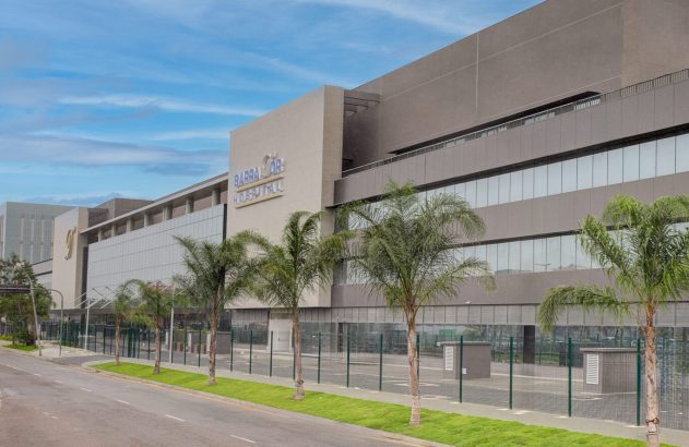 Fachada do hospital Rede D'Or na Barra, no Rio de Janeiro