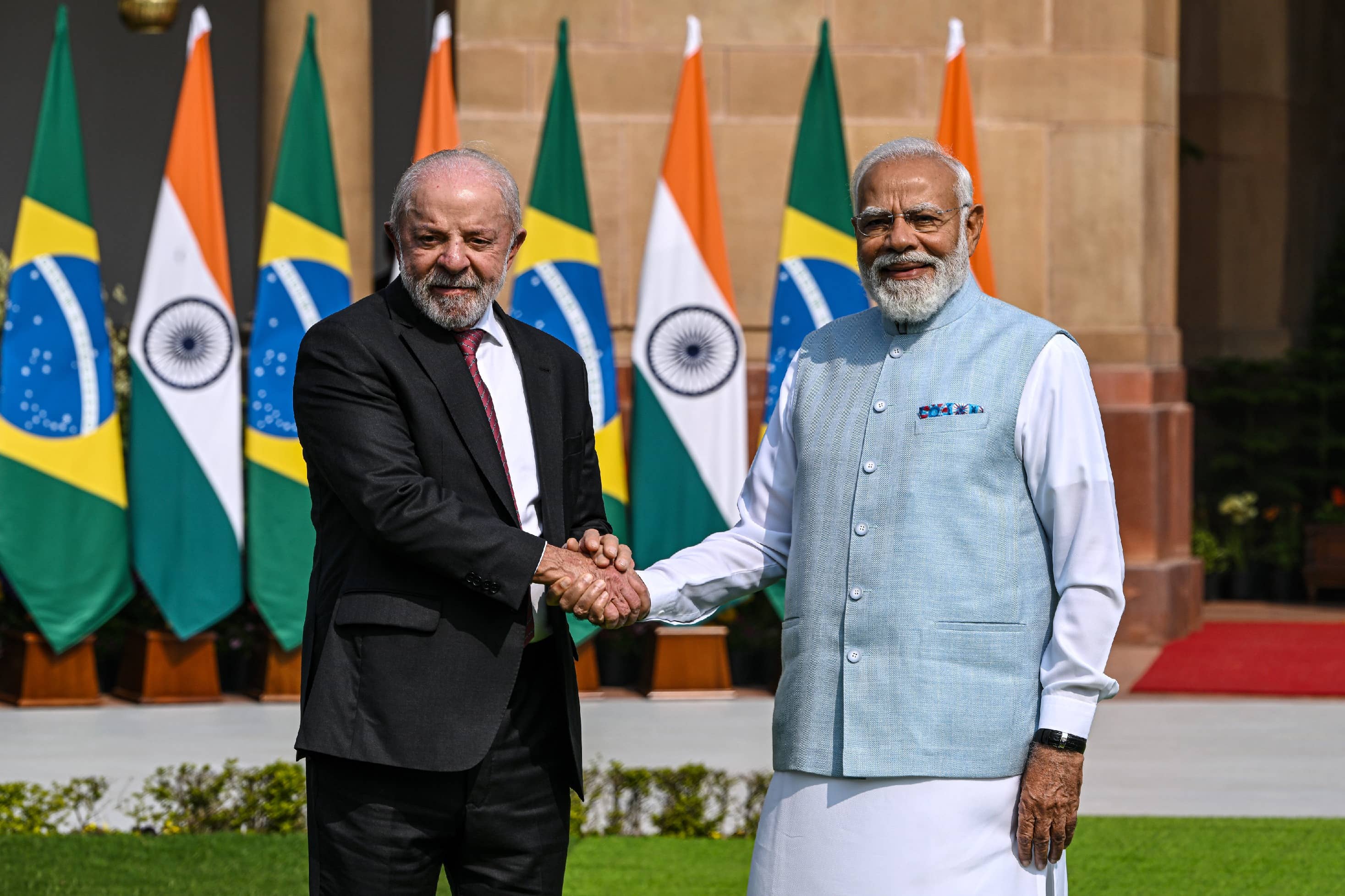Lula e Narendra Modi, primeiro-ministro da Índia, durante visita oficial do presidente do Brasil