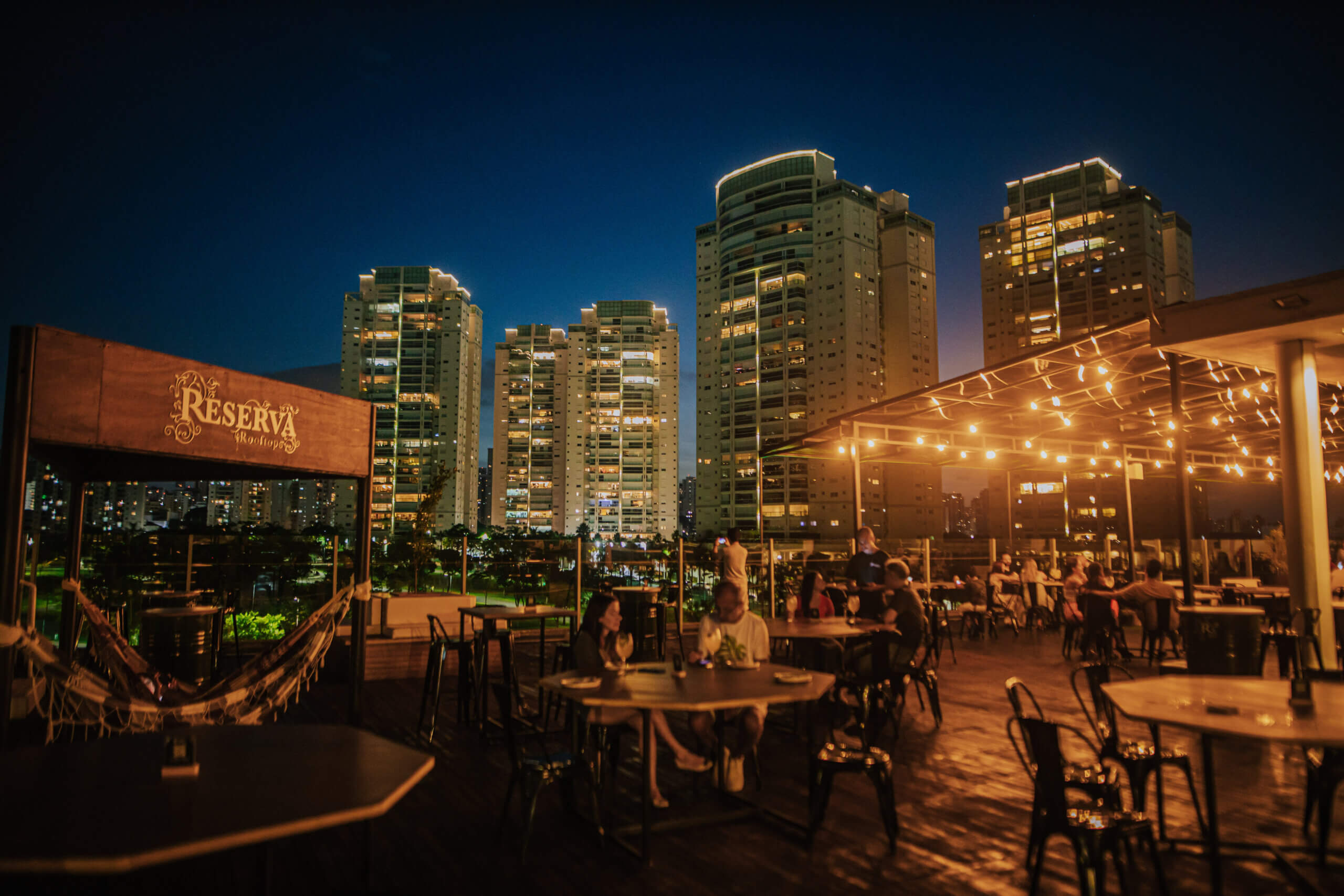 Reserva Rooftop, restaurante criado para atrair clientes para o Jardim das Perdizes, da Tecnisa