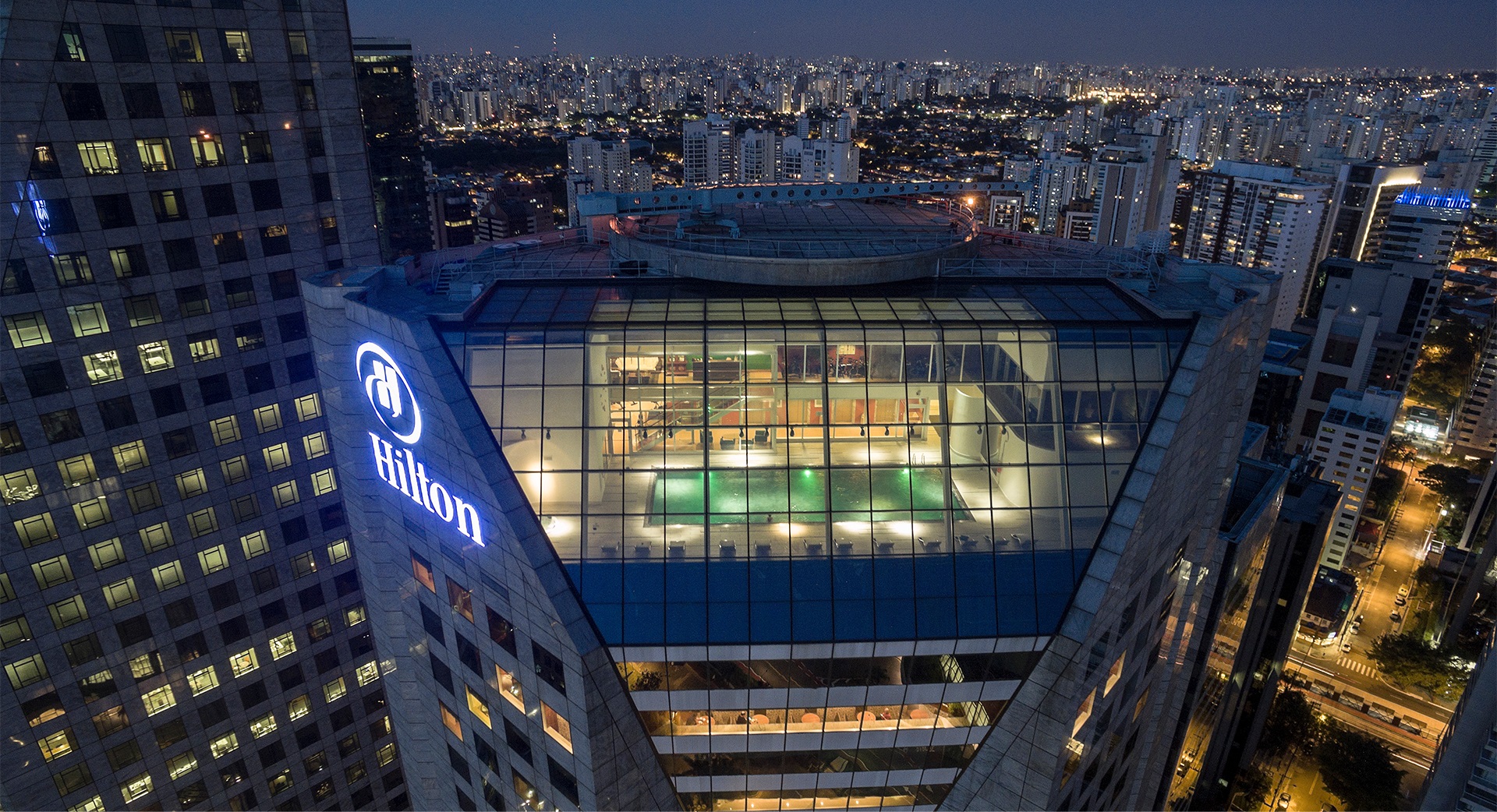 Fachada do hotel Hilton no Morumbi